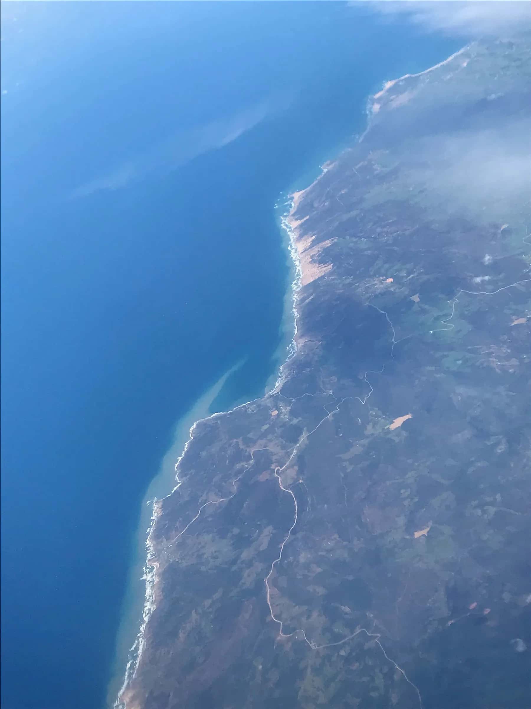 Veduta aerea della costa a nord di Biserta verso Capo Angela